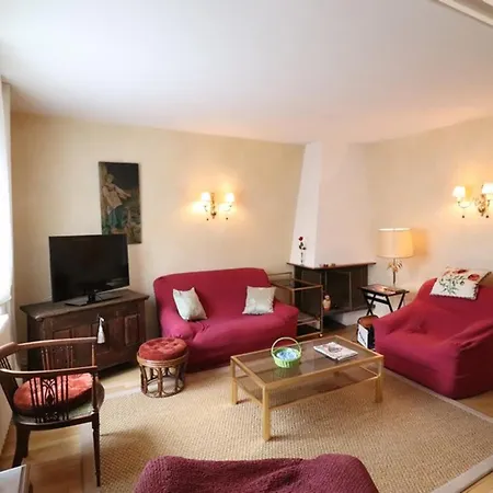 Maison Renovee Avec Jardin Clos, Proche D'aurillac Et Du Parc Des Volcans, Garage Et Tout Confort. - Fr-1-742-102