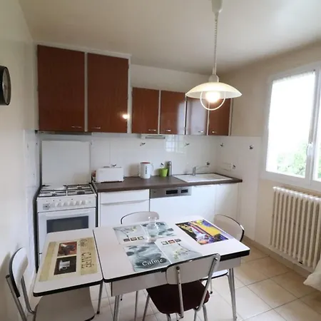 Maison Renovee Avec Jardin Clos, Proche D'aurillac Et Du Parc Des Volcans, Garage Et Tout Confort. - Fr-1-742-102