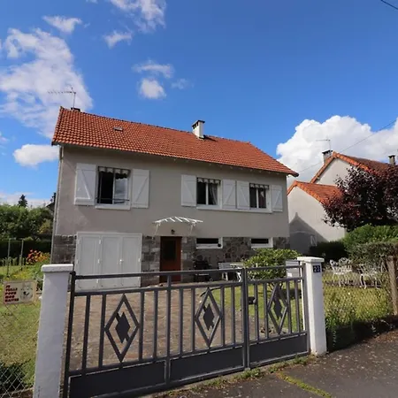 Tatil Evi Maison Renovee Avec Jardin Clos, Proche D'aurillac Et Du Parc Des Volcans, Garage Et Tout Confort. - Fr-1-742-102 Jussac